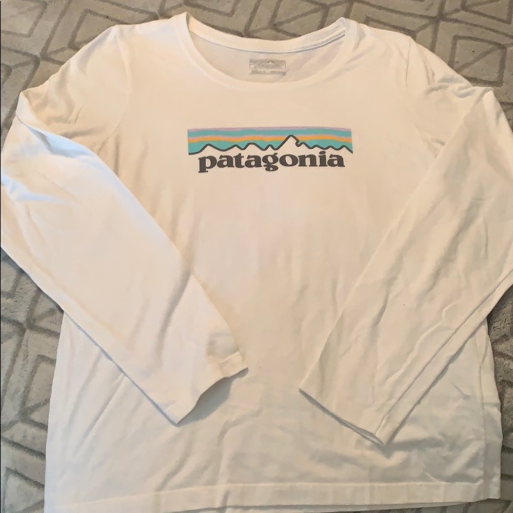 Patagonia long sleeve shirt